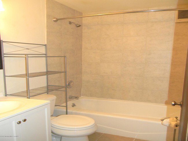Building Photo - 207 NJ-71