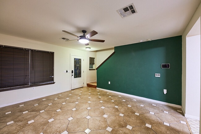 Building Photo - 7205 Alegre Pass