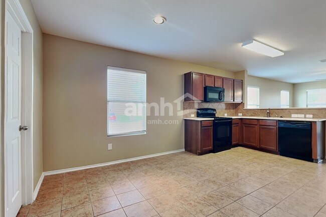 Foto del edificio - 9001 Quarry Ridge Trail