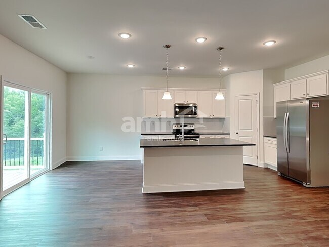 Building Photo - 303 Pecan Drive