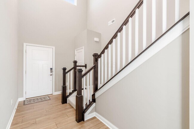 Building Photo - 7270 Cutler Dr