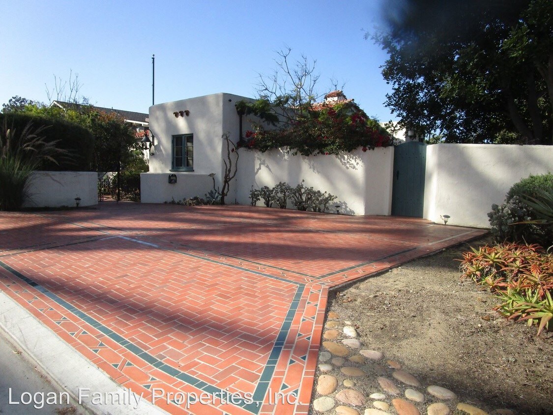 Primary Photo - 2 br, 2 bath House - 1246 Stratford Ct.