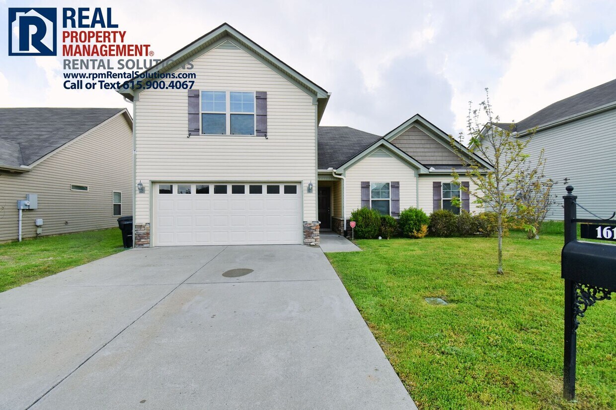 Primary Photo - Wonderful 3 bd home off of Saint Andrews i...