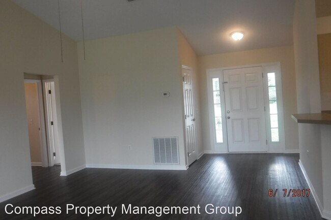 Foto del edificio - 3 br, 2 bath House - 244 SE Victoria Glen