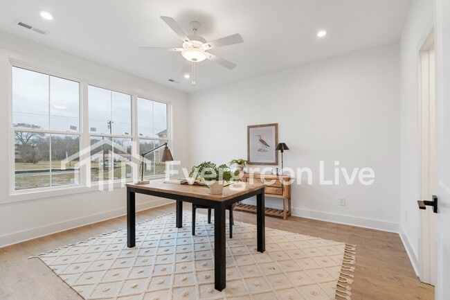 Building Photo - 129 Leggo Ave