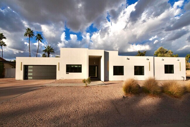 Building Photo - 7730 E Gold Dust Ave