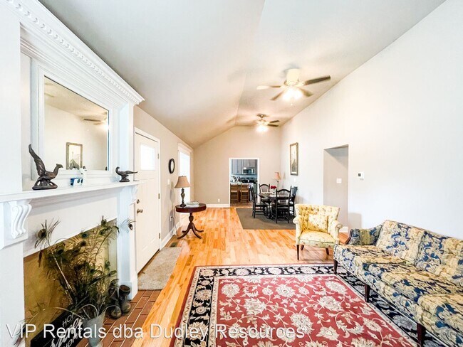 Foto del edificio - 13728 Richmond-Tappahannock Hwy