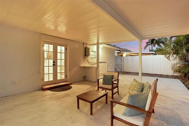 Foto del edificio - 1320 Dixie Ln S