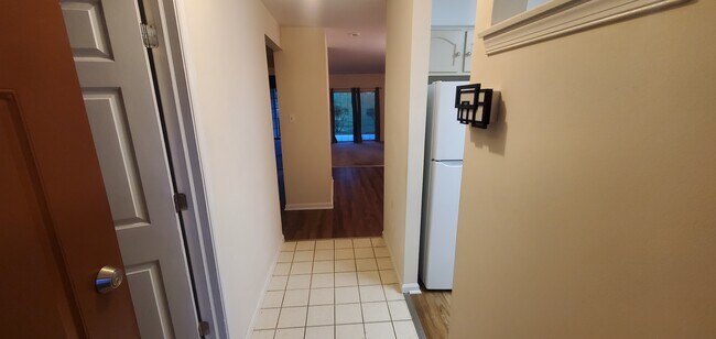 Foto del edificio - 432 Westridge Dr