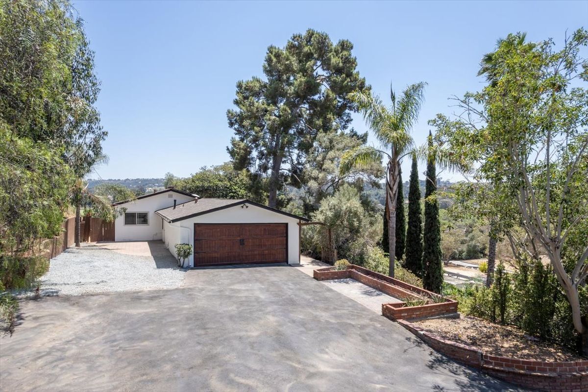 Foto principal - 4113 Sweetwater Rd