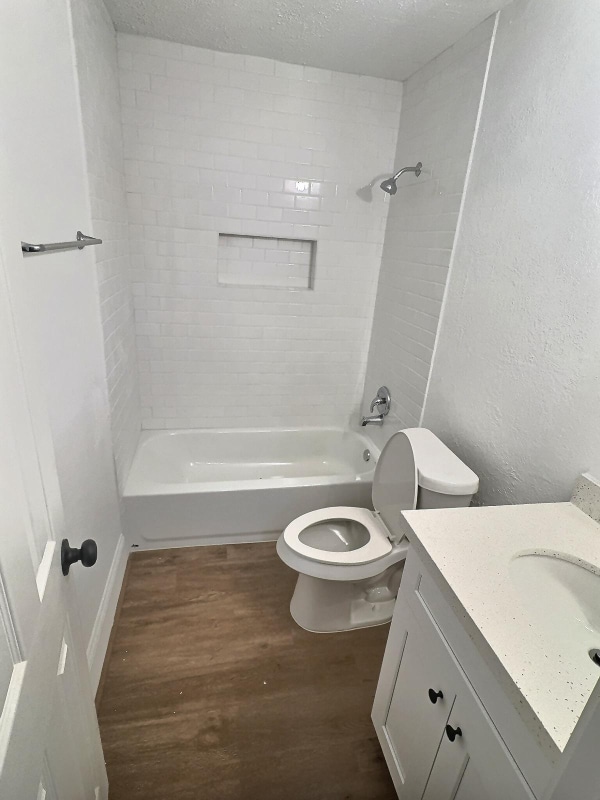 Foto del edificio - 16314 Timber Valley Dr