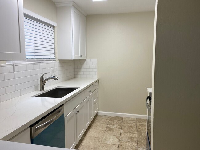 Foto del edificio - 1 bed 1 bath Condo