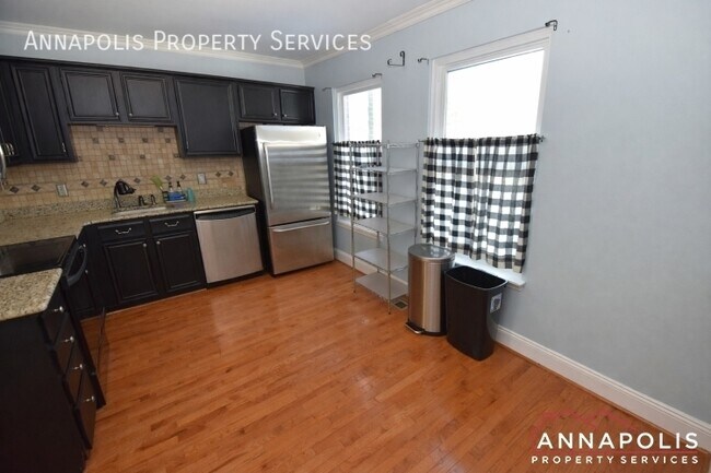 Foto del edificio - 2443 Vineyard Ln