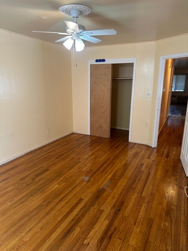 Foto del edificio - 1007 E 85th St