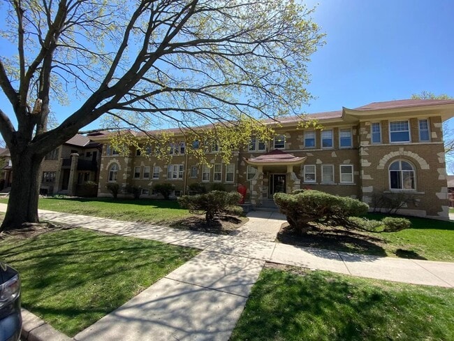Building Photo - 5929 W Washington Blvd