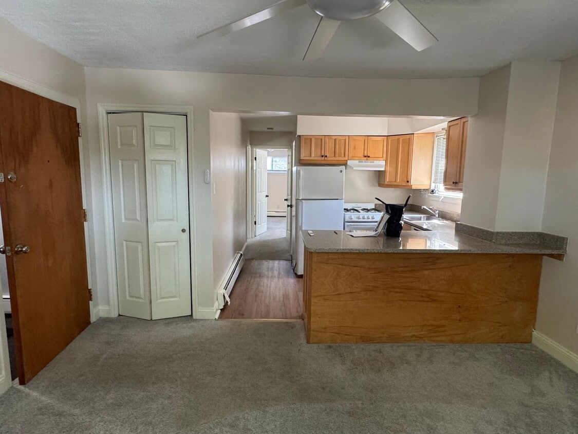 Photo - 657 Childs Ave