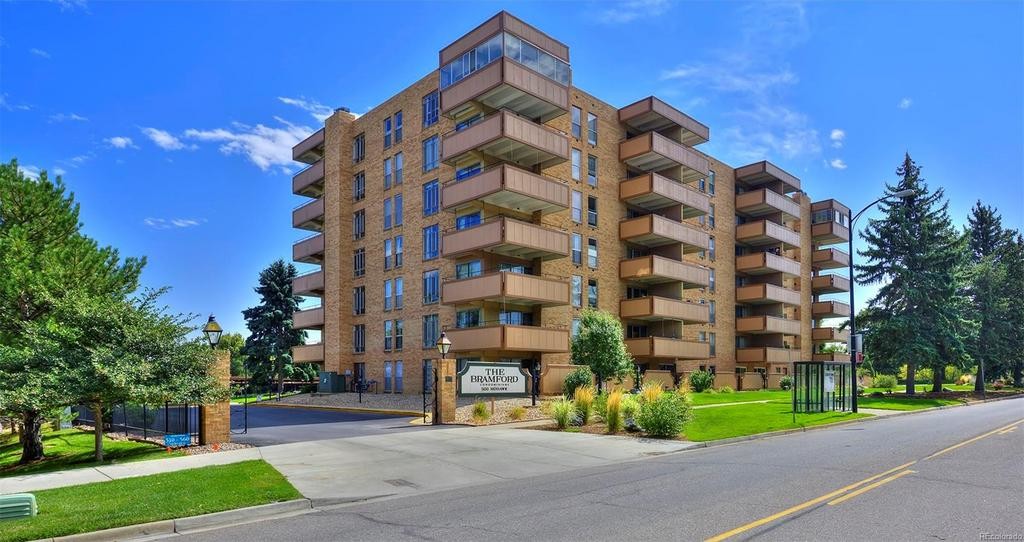 Primary Photo - 500 Mohawk Dr