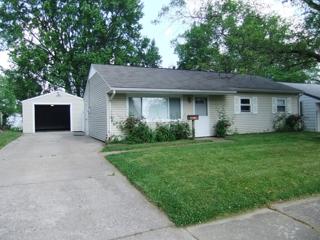 2220 Morris Ave NE, Canton, OH 44705 House Rental in Canton, OH