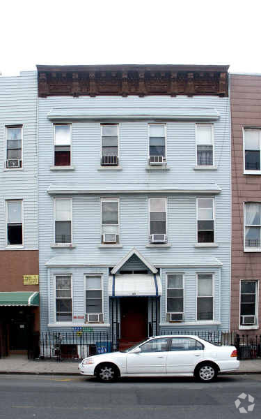 Primary Photo - 55 Morgan Avenue Apartments