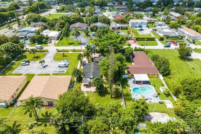aerial or drone view - 4216 SW 51st St