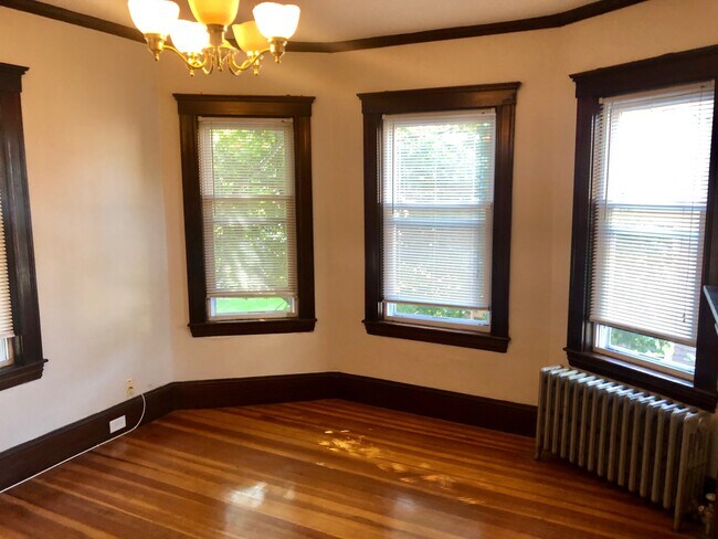 Foto del edificio - 20 Glade Ave