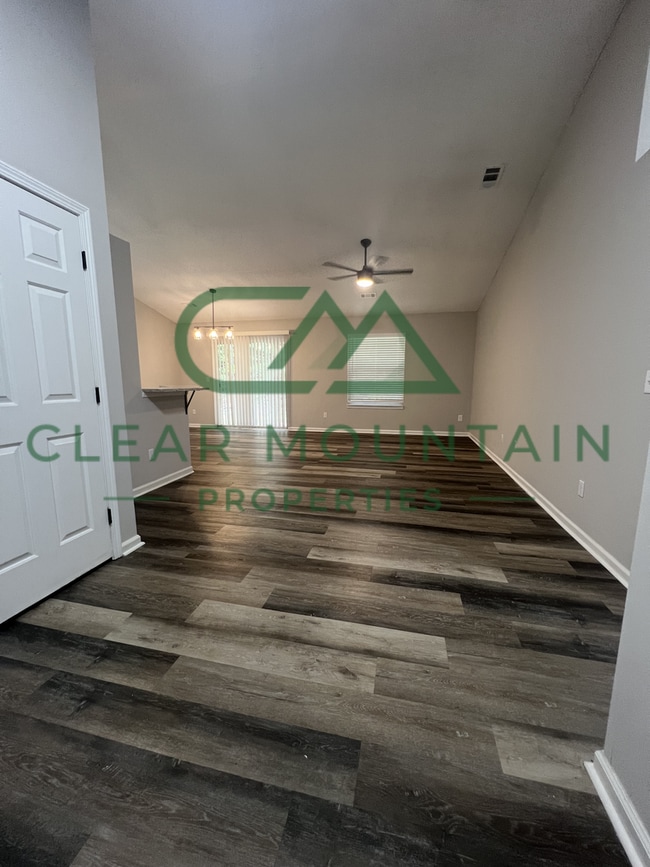 Foto del edificio - Move-in Special! Limited-Time Leasing Offer!