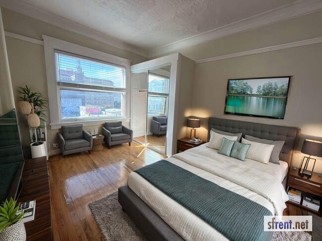 Photo - Raymond Apartments