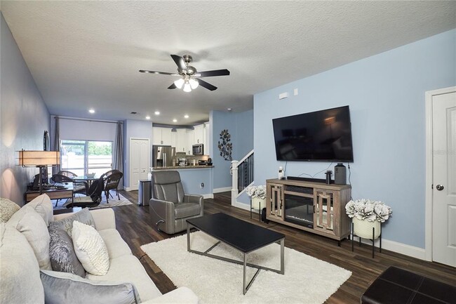 Foto del edificio - 1208 Acadia Harbor Pl