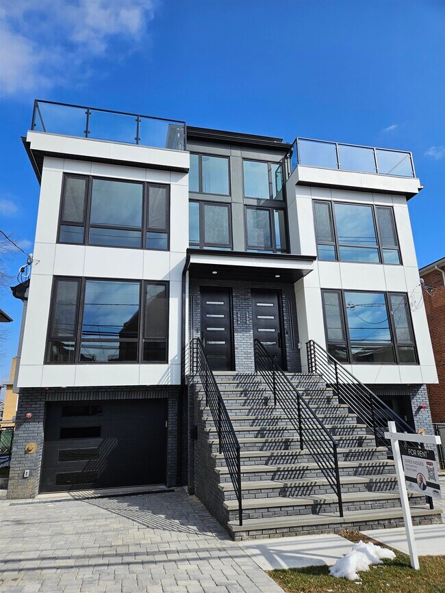 Foto del edificio - 279 Lafayette Ave