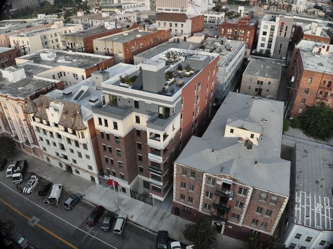 Exterior 3D - 738 Normandie