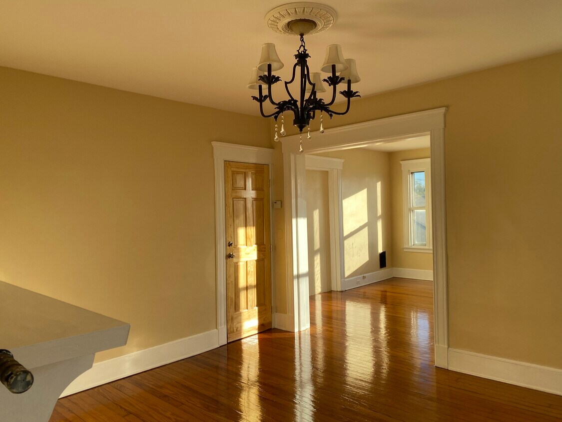 Foto principal - 463 Edgewood Ave
