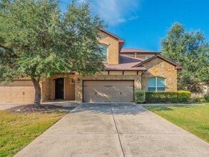 Building Photo - 826 San Remo Blvd