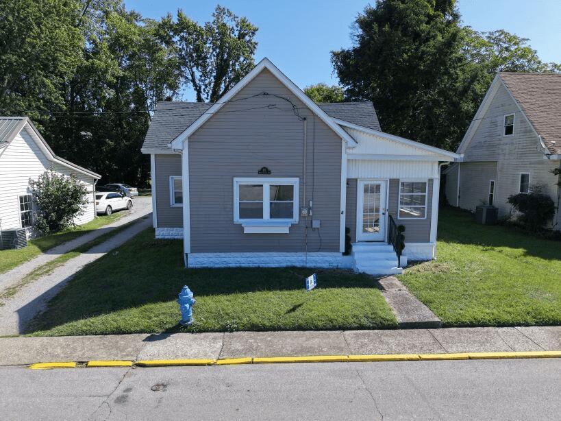 Primary Photo - 115 N Central Ave