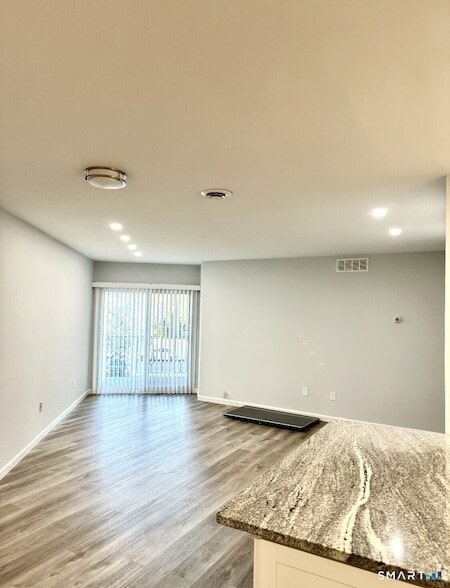 Foto del edificio - 126 Biruta St