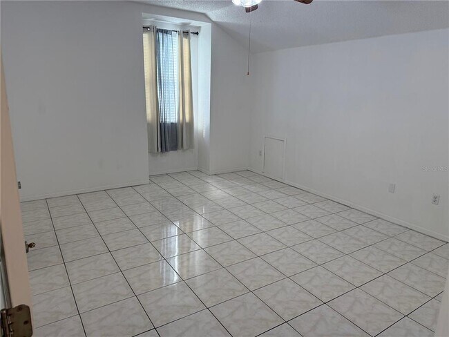 Foto del edificio - 2135 Jessa Dr