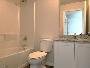 Building Photo - 324 NW 3rd Ln