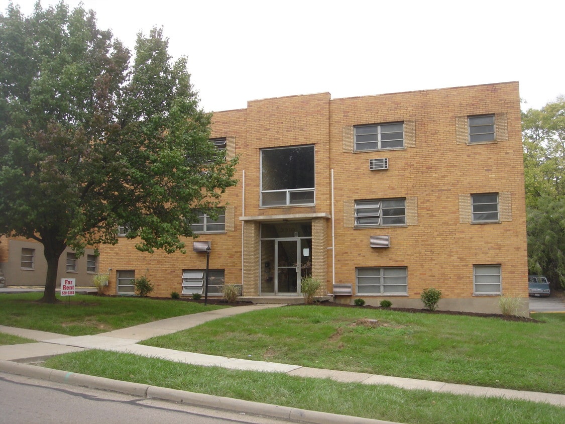 3310 Camvic Ter, Cheviot, OH 45211 Apartments in Cheviot, OH