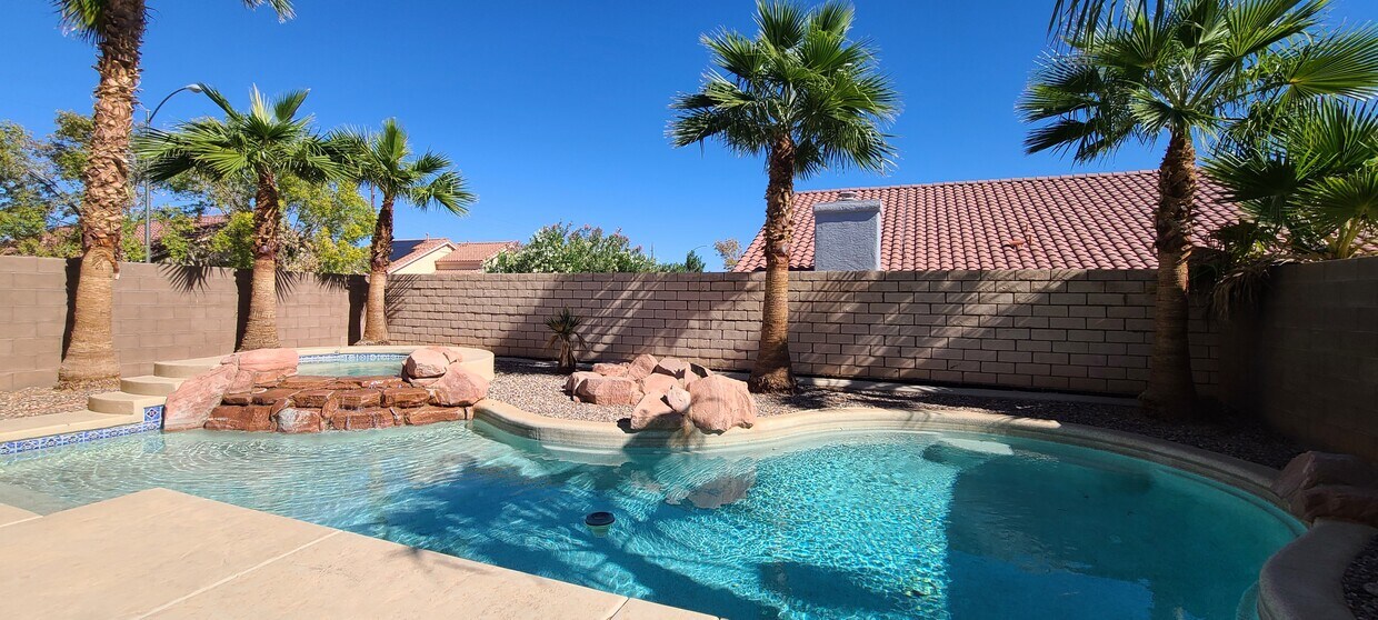 Primary Photo - 5926 Silver Trace Ct