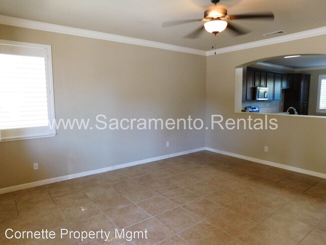 Building Photo - 5 br, 3 bath House - 1754 Loon Lake Street