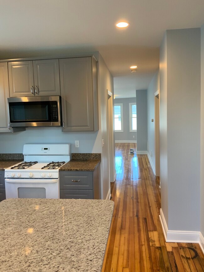 Foto del edificio - 105 Beachview Ave