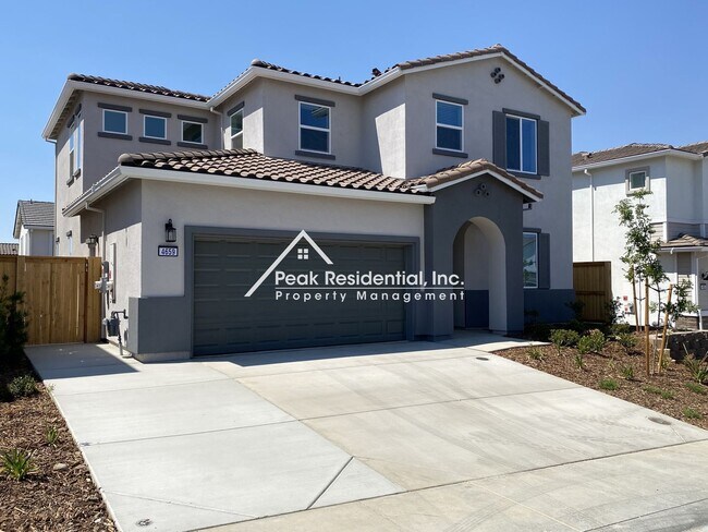 Building Photo - Brand New Folsom 4bd/3ba Home with 2 Car G...