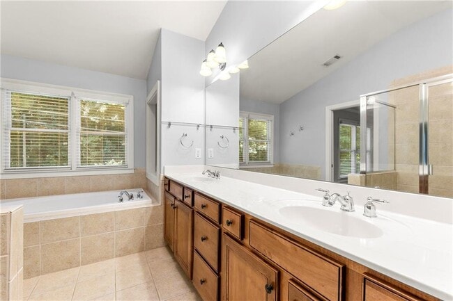 Building Photo - 3346 Chestnut Woods Cir