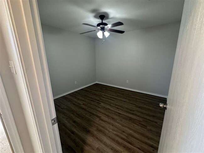 Building Photo - 17060 CR 191