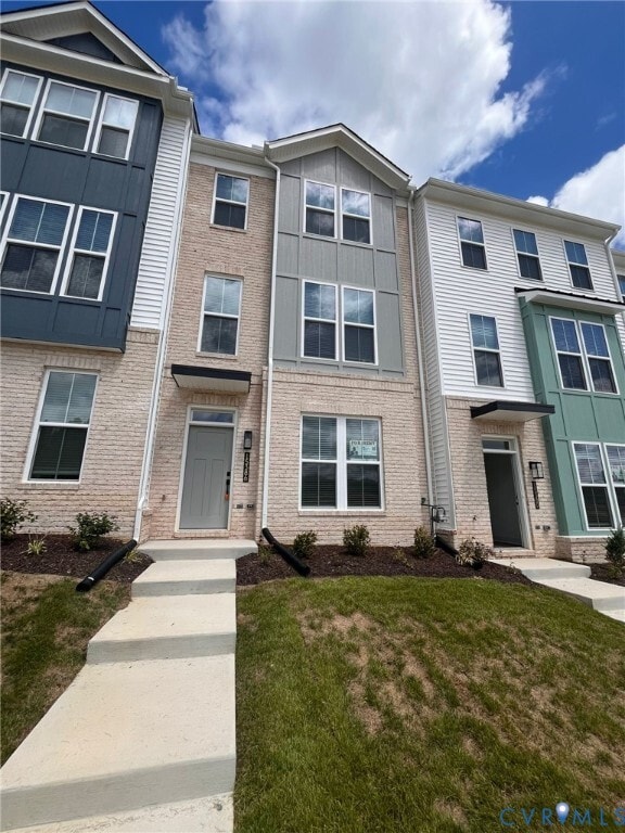 Building Photo - 15386 Oasis Sun Wy