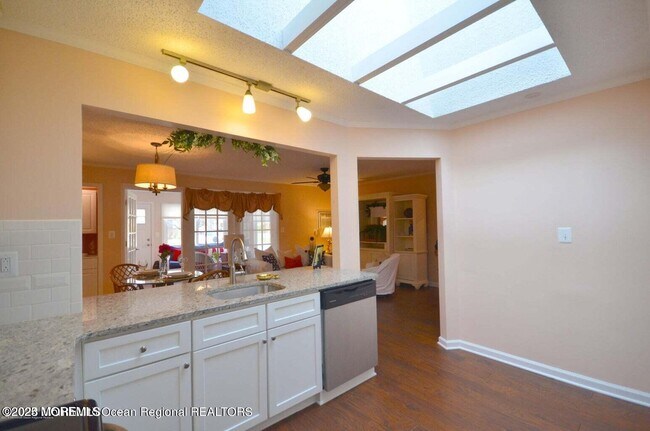 Foto del edificio - 101 Hancock Ct