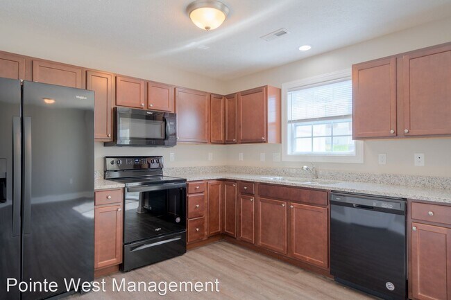 Building Photo - 4 br, 4.5 bath House - 175 Twig Street