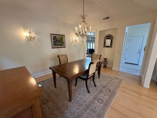 Building Photo - Beautifully Appointed 4 Bed, 2.5 Bath Home...