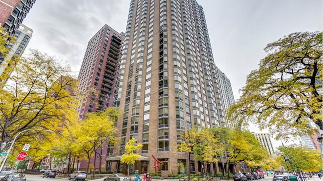 Foto del edificio - 1160 N Dearborn St