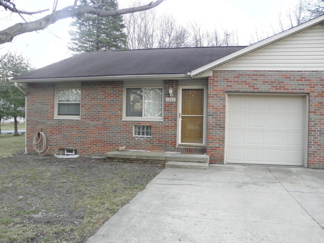 1222 Ritchie Rd Unit 1, Stow, OH 44224 Apartment for Rent in Stow, OH