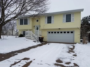 Building Photo - 1540 Jacqueline Dr
